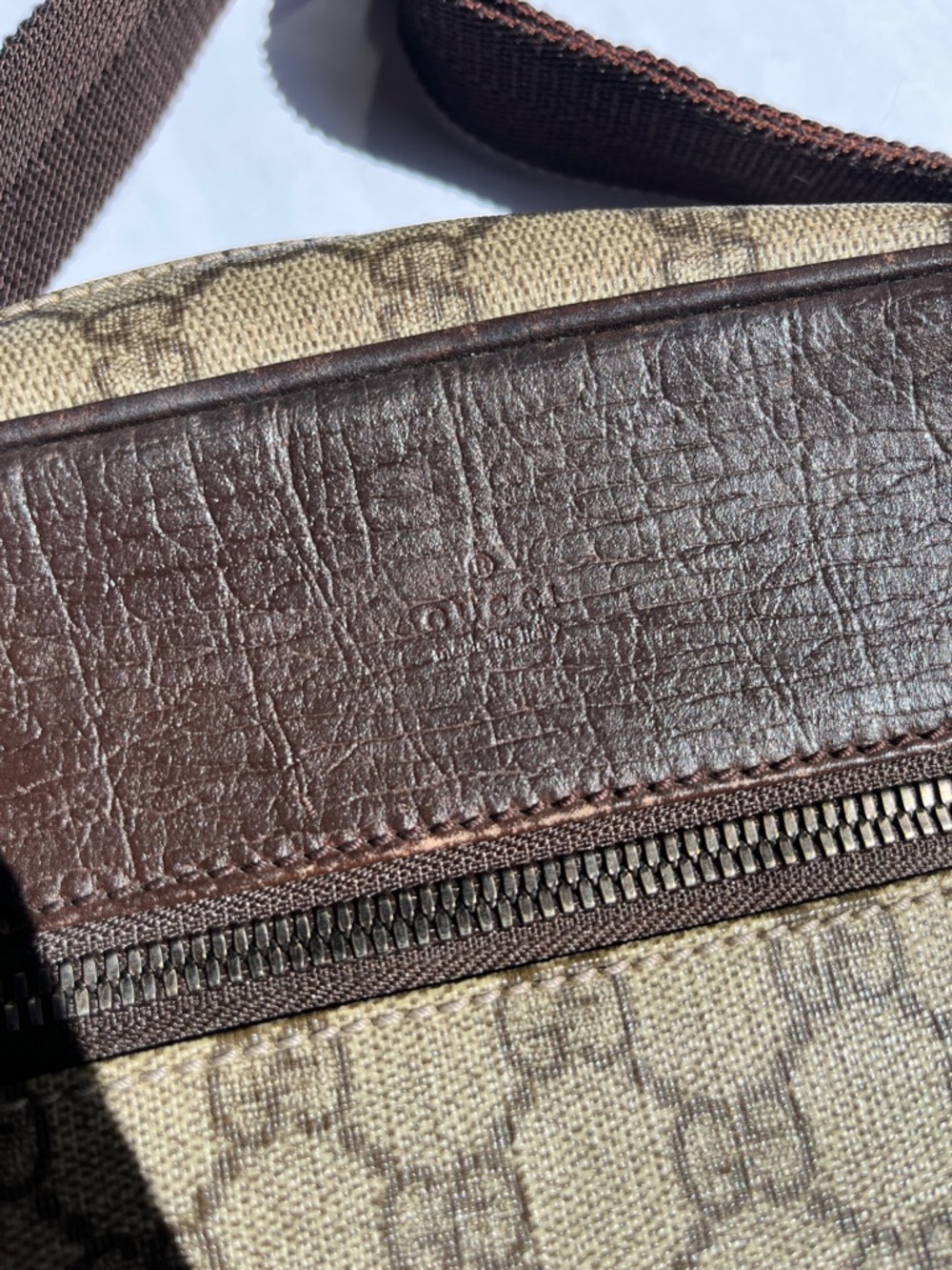Gucci Brown and Beige Monogram Messenger Bag - Picture 2 of 5